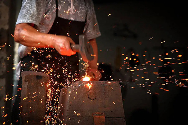 Pasaulinė tiksliojo liejimo rinka iki 2034 m. pasieks 32,7 mlrd. USD: pagrindinės tendencijos ir regioninės įžvalgos